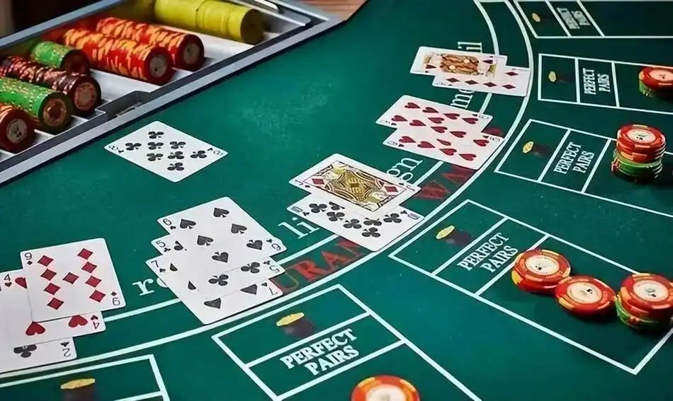 bet03